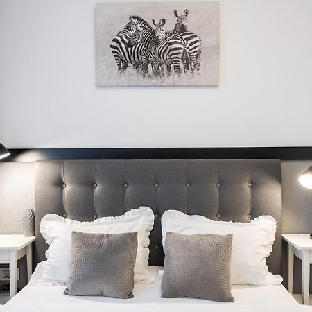 Happy Bubble I Timpuri Noi 1Br Apt 4 Ppl บูคาเรสต์ ภายนอก รูปภาพ