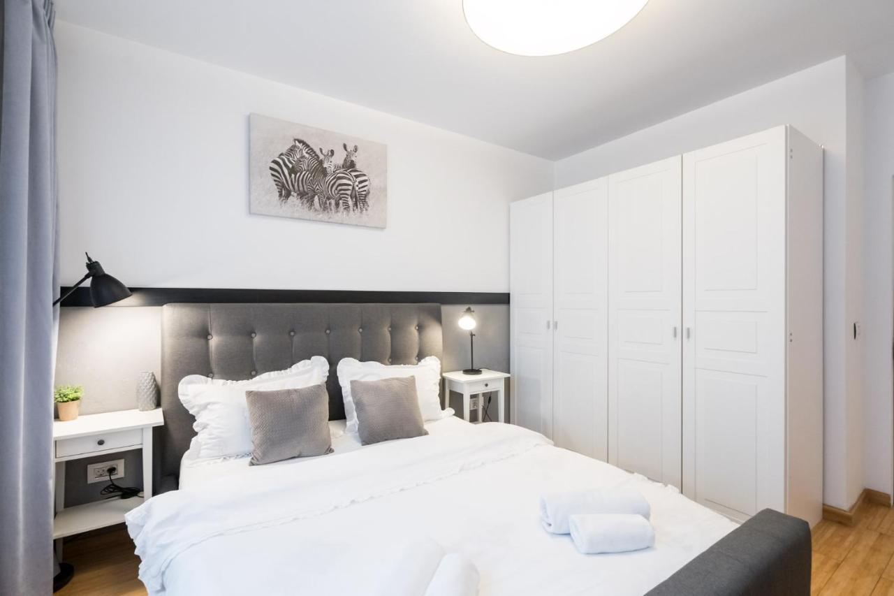 Happy Bubble I Timpuri Noi 1Br Apt 4 Ppl บูคาเรสต์ ภายนอก รูปภาพ