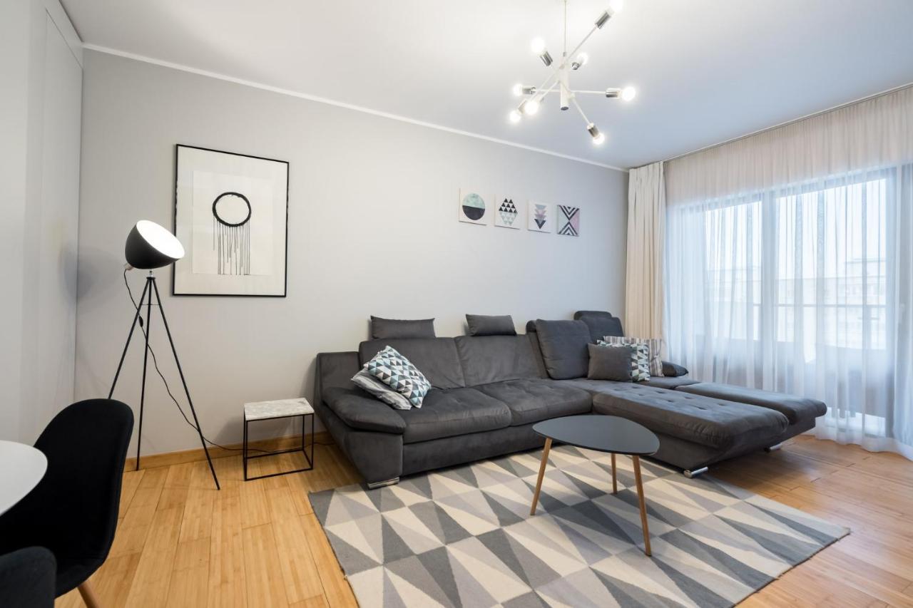 Happy Bubble I Timpuri Noi 1Br Apt 4 Ppl บูคาเรสต์ ภายนอก รูปภาพ