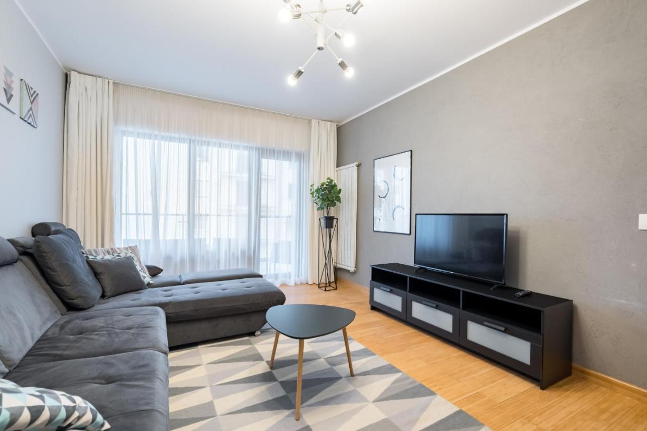 Happy Bubble I Timpuri Noi 1Br Apt 4 Ppl บูคาเรสต์ ภายนอก รูปภาพ